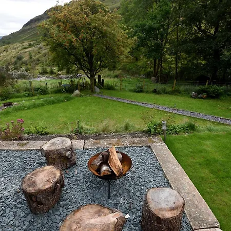 Helvellyn With View - Double Or Twin Apartment Penrith